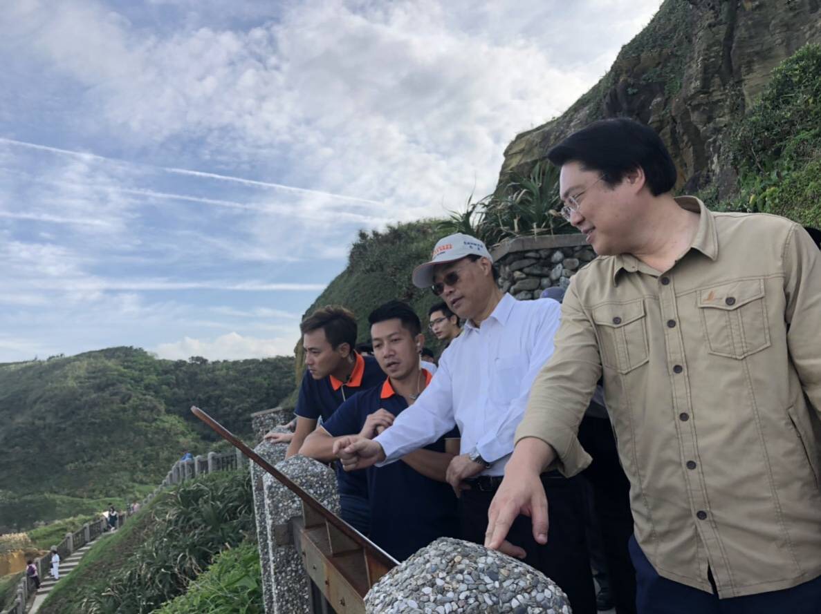 Inspecting Heping Island Park as an accessible destination, Tourism Bureau’s director general and Keelung mayor promoted beautiful Keelung 