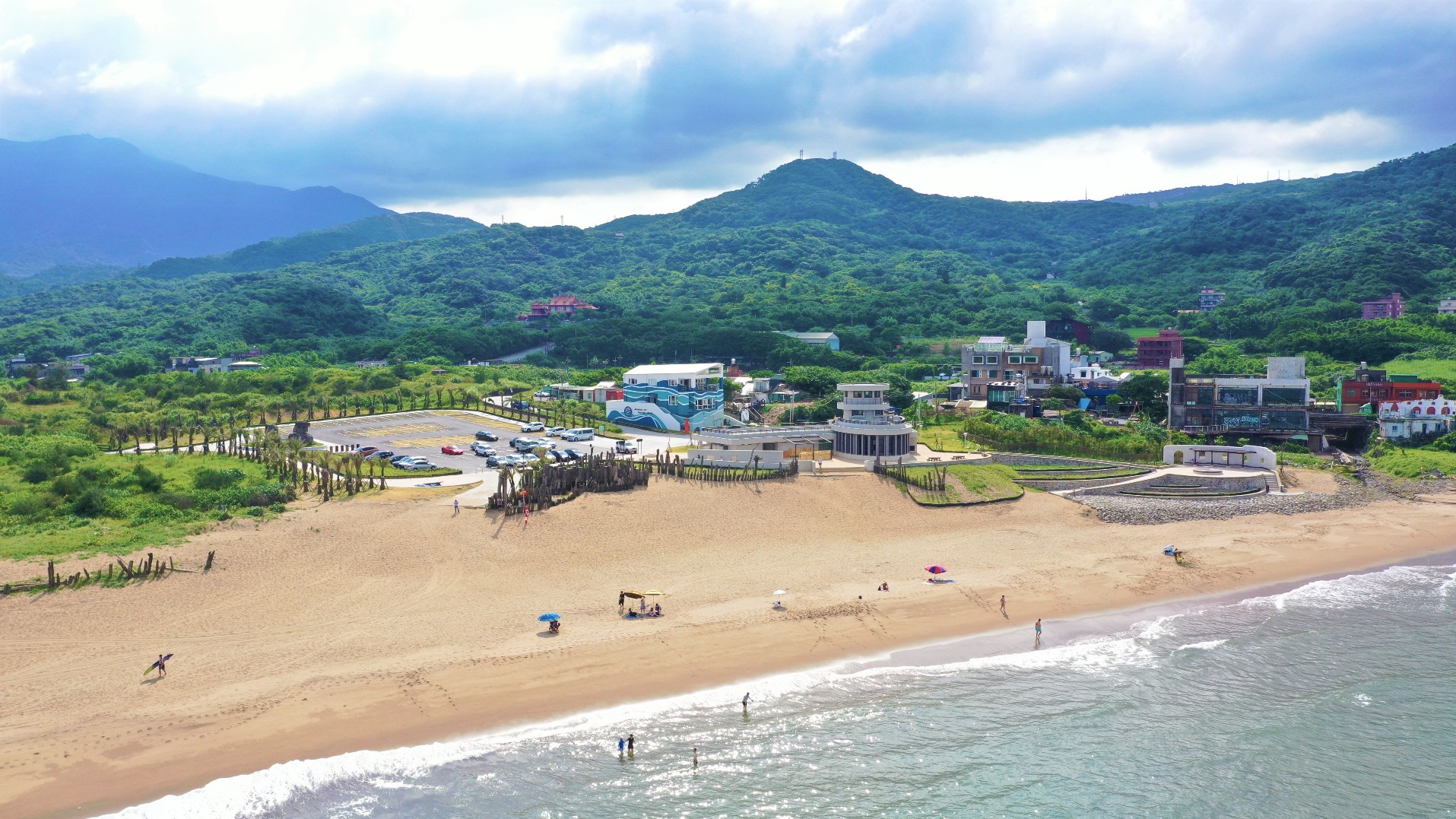 中角灣國際衝浪基地