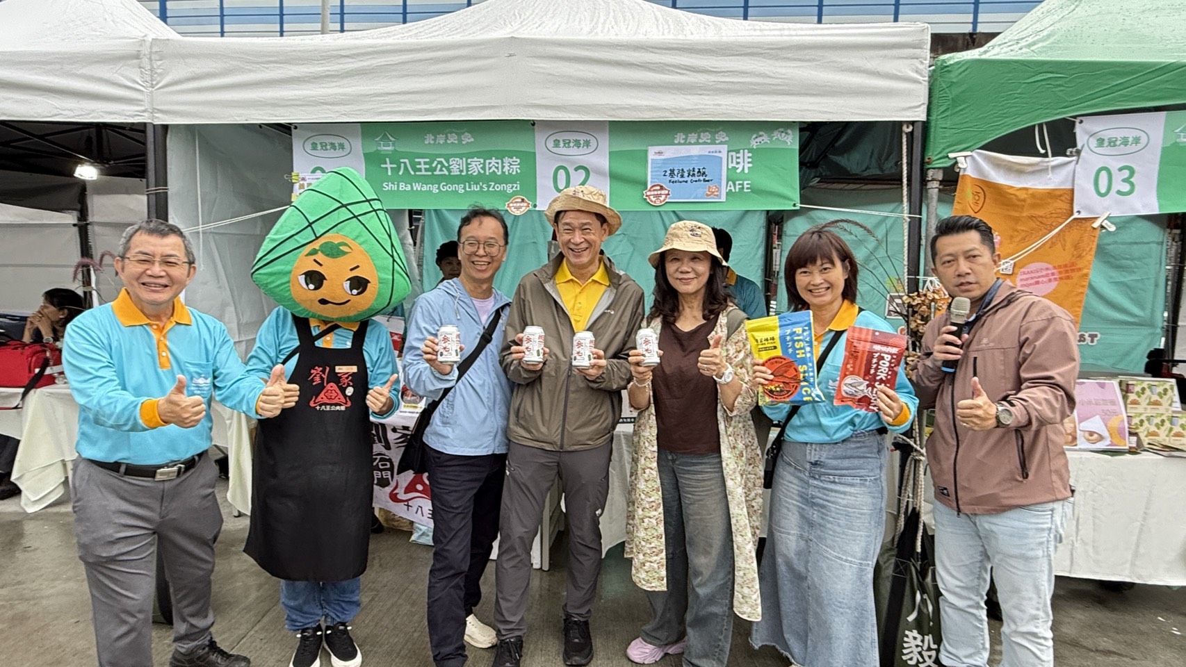 逛市集攤位