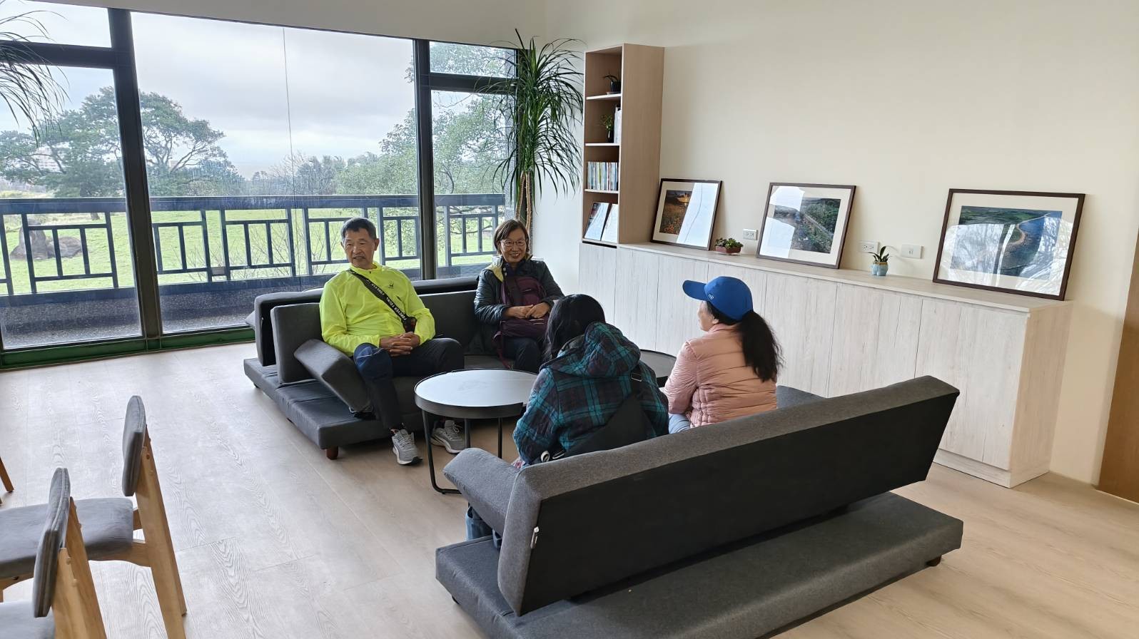 提供藝文展覽場域