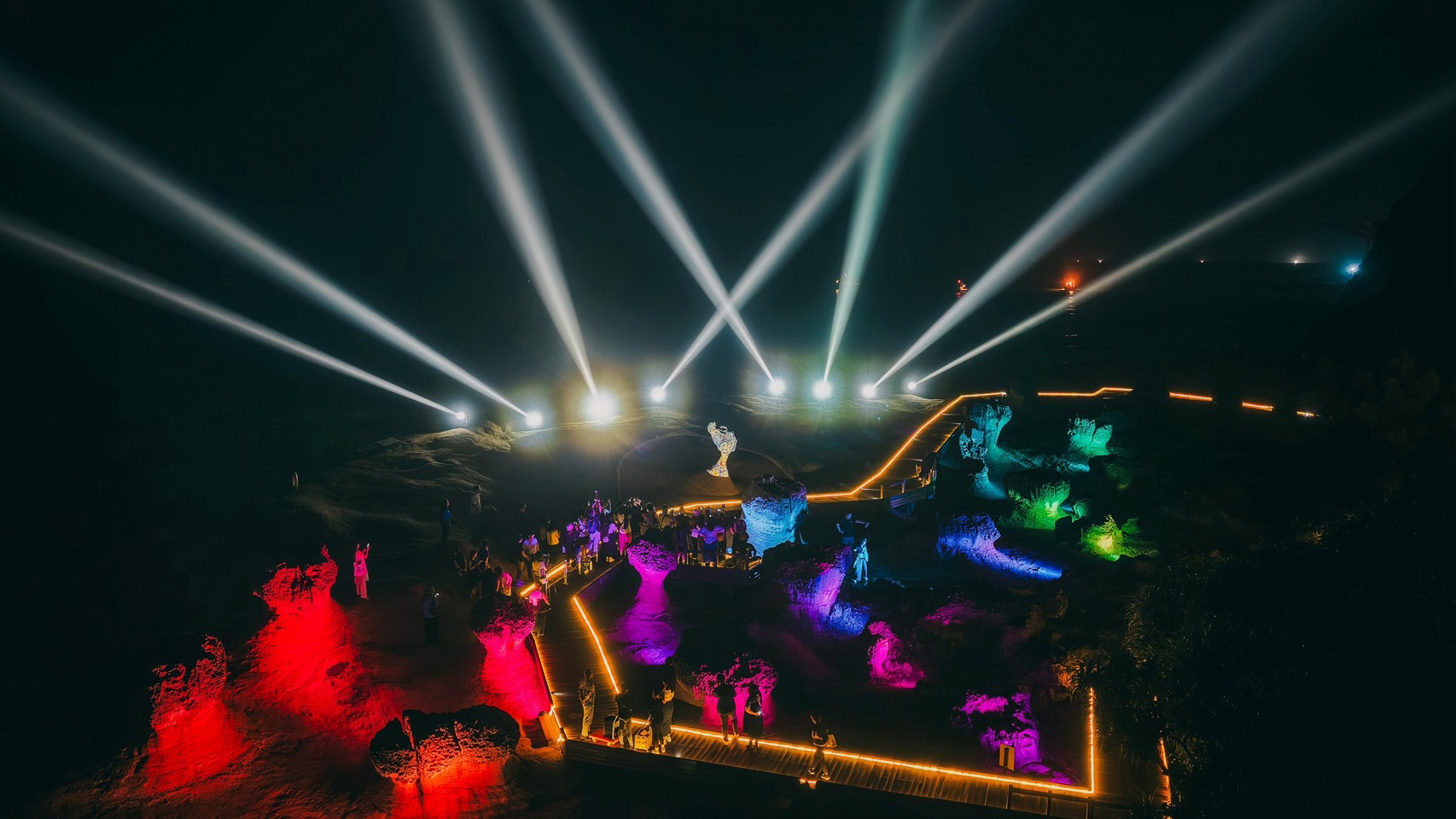 2025野柳石光夜訪女王