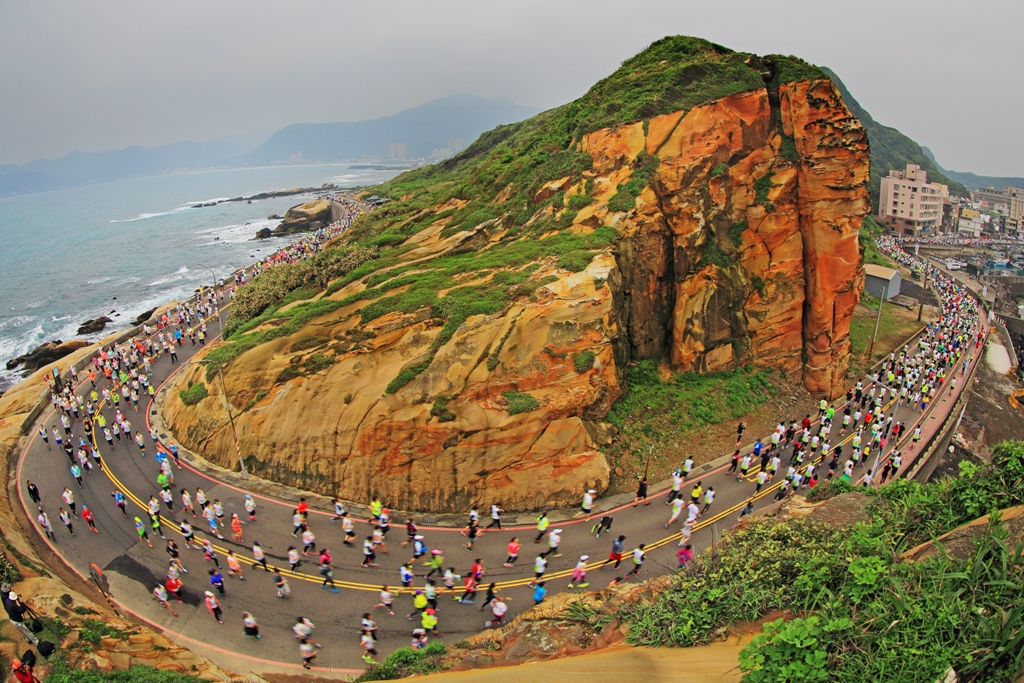 2019萬金石馬拉松北海岸開跑 2019萬金石馬拉松北海岸開跑