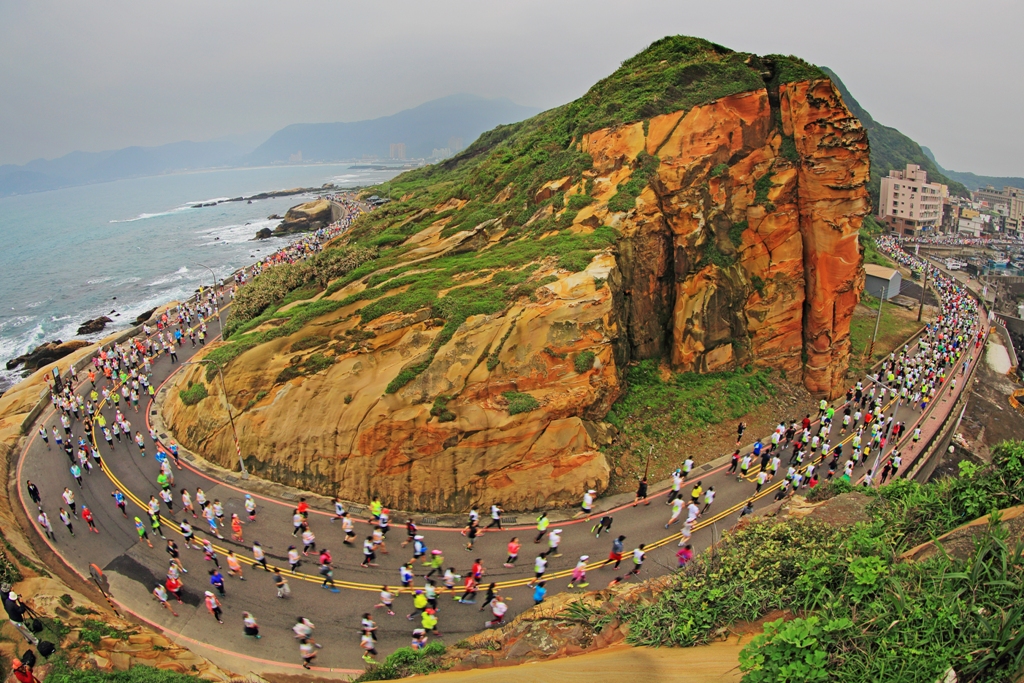 2019萬金石馬拉松北海岸開跑