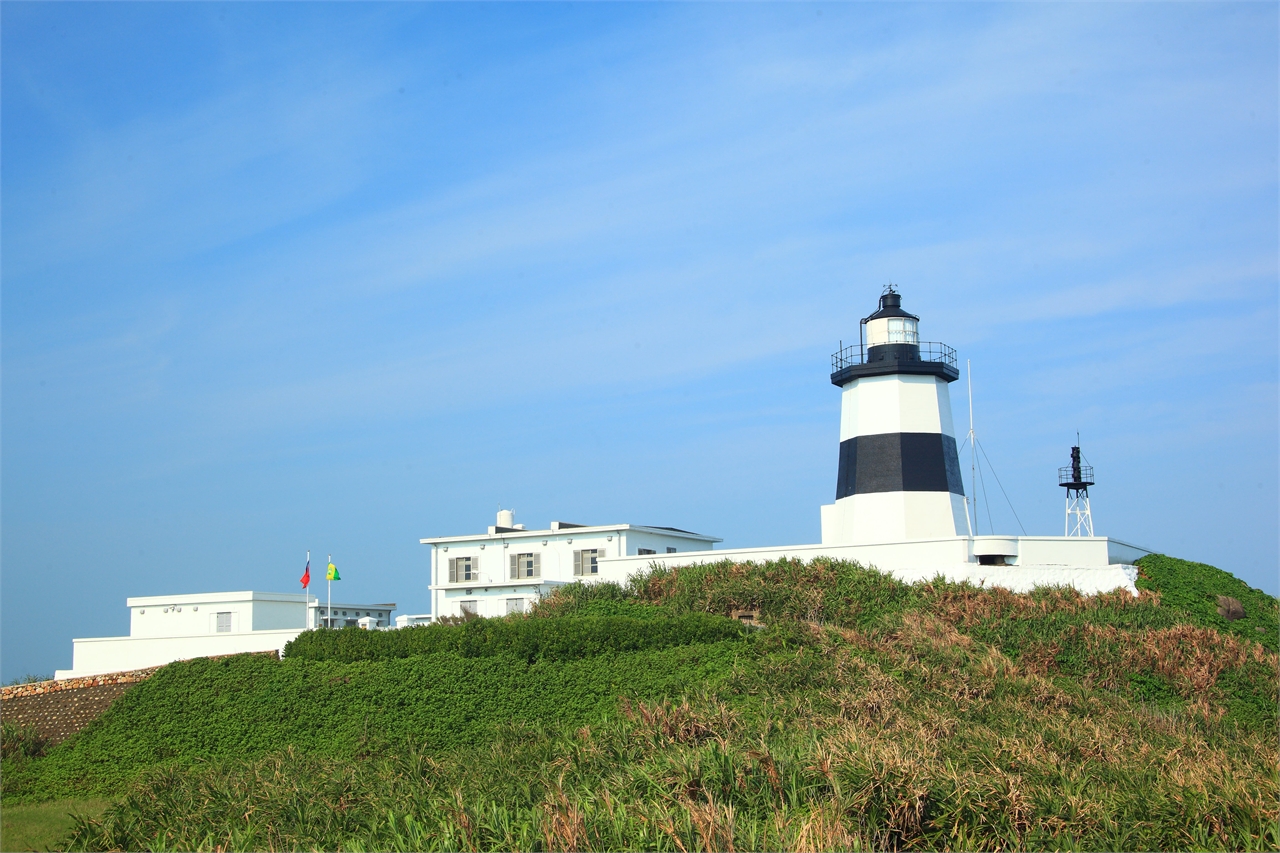 Fugui Cape Lighthouse distant