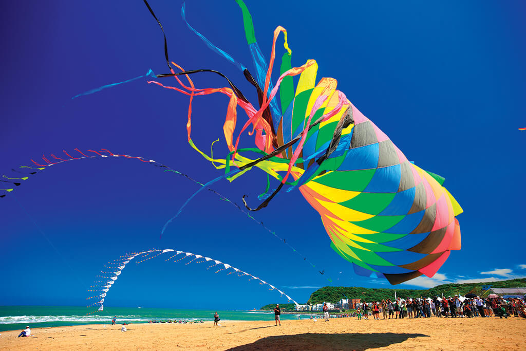 A kite festival that combines art, education and sport.