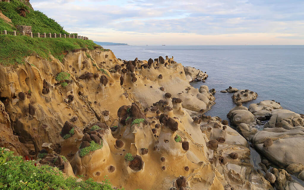 基隆和平島-蕈狀岩